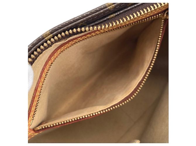 Louis Vuitton Brown Monogram Looping MM - vista 5