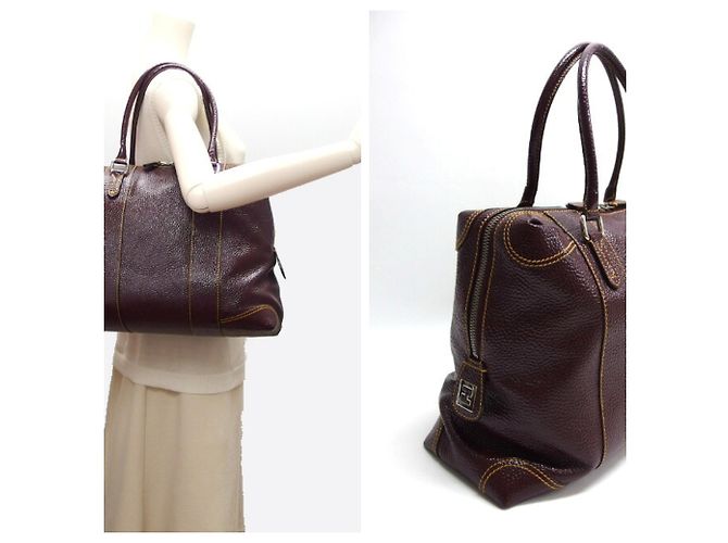 Bolso Tote Fendi B Mix Large en Bordeaux - vista 3