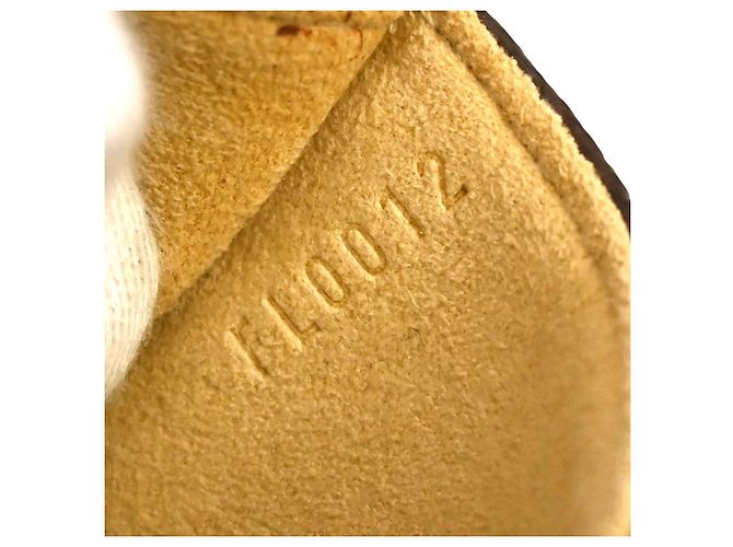 Louis Vuitton Twin Monogram Canvas GM - vue 5
