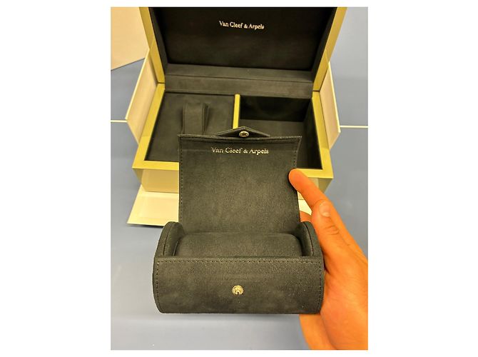 Van Cleef & Arpels Uhrenbox und Reiseetui - Ansicht 5