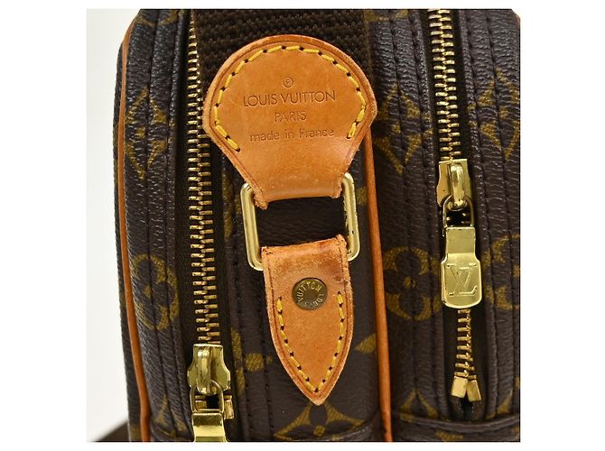 Louis Vuitton Reporter Monogram Canvas PM - vue 4