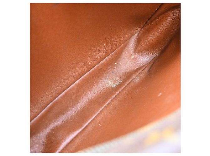 Louis Vuitton Trocadero Monogram Canvas 30 - vista 3