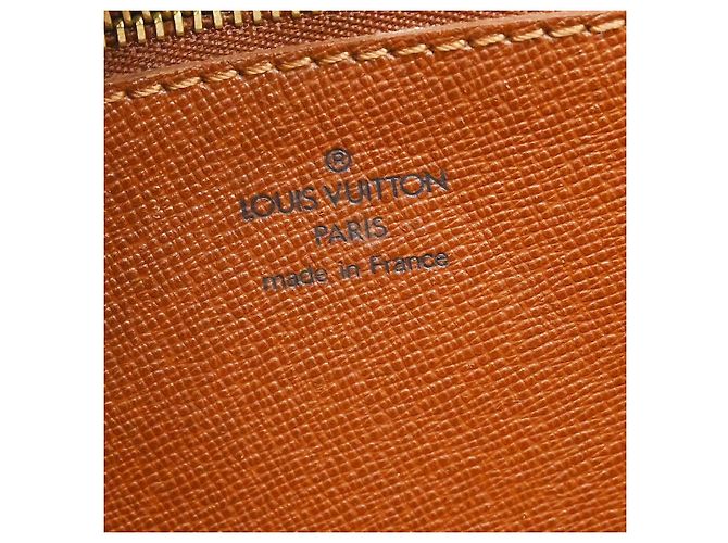 Louis Vuitton Trocadero Monogram Canvas 30 - vista 4