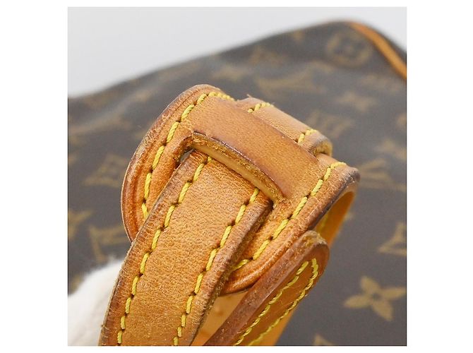 Louis Vuitton Trocadero Monogram Canvas 30 - vista 6