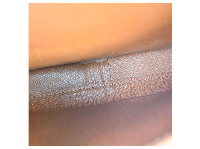 Louis Vuitton Cartouchiere Monogram Canvas MM - vista 3