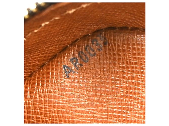 Sac à épaule Louis Vuitton Nil Monogram Canvas - vue 5