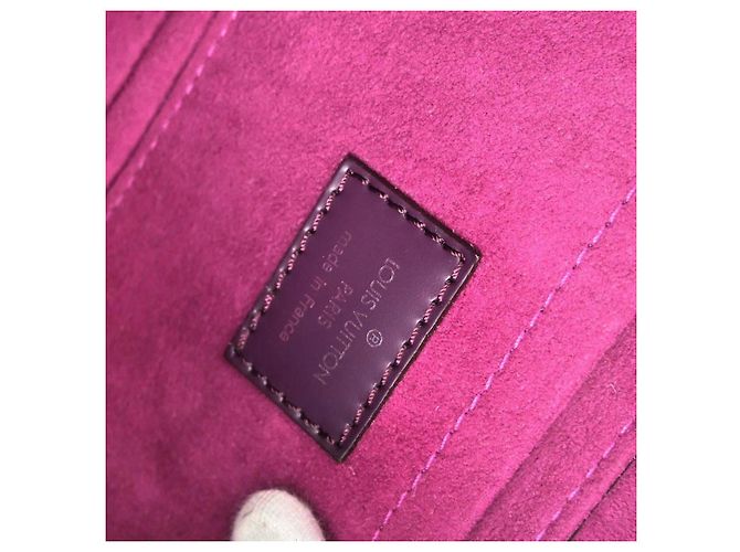 Louis Vuitton Montaigne Clutch aus Epi-Leder - Ansicht 4