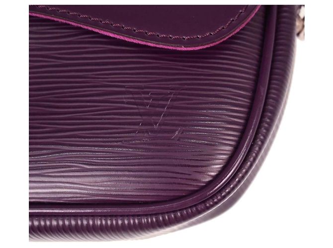 Louis Vuitton Montaigne Clutch aus Epi-Leder - Ansicht 6