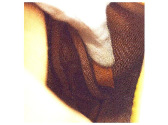Louis Vuitton Saumur Monogram Canvas 30 - vista 5