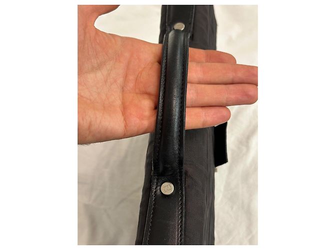 Fendi Borsa a mano in tessuto nero con monogramma FF - vista 11