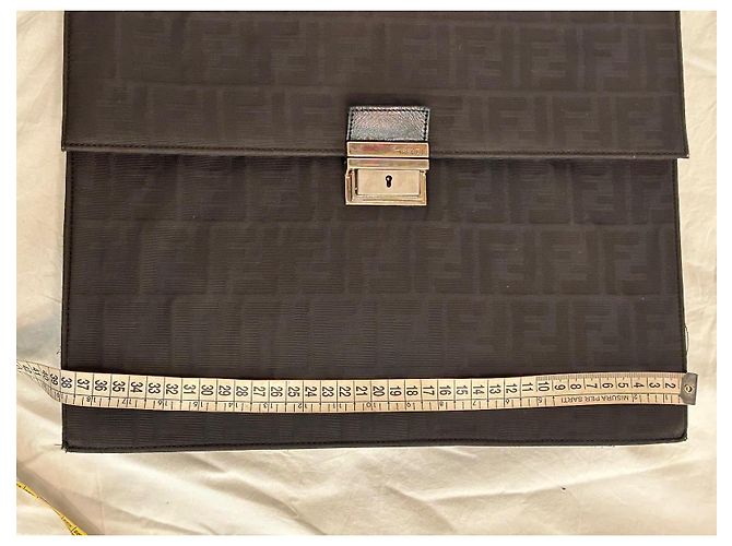 Fendi Borsa a mano in tessuto nero con monogramma FF - vista 12