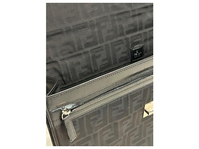 Fendi Borsa a mano in tessuto nero con monogramma FF - vista 5