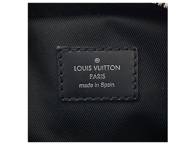 Bolsa de Ombro Louis Vuitton Epi Danube PM - vista 13