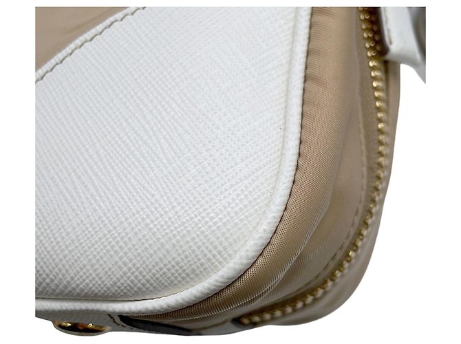 Prada Re-Edition 1978 Medium Handtasche aus Nylon und Leder - Ansicht 7