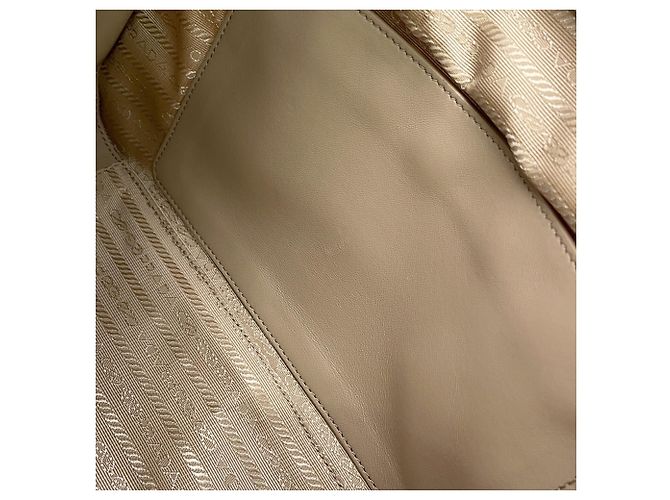 Prada Re-Edition 1978 Medium Handtasche aus Nylon und Leder - Ansicht 8