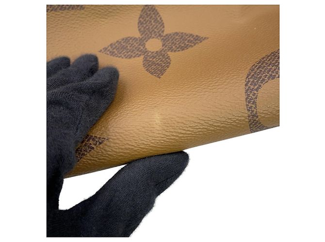 Bolso de hombro Louis Vuitton Monogram Reverse Giant OnTheGo GM - vista 9