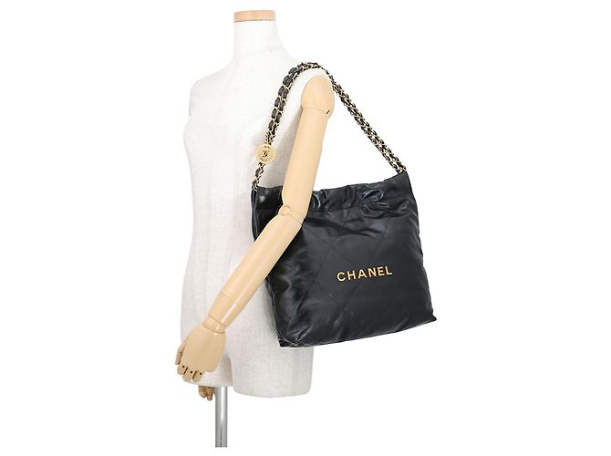 Borsa Chanel 22 Matelassé Small in pelle di vitello lucida - vista 4
