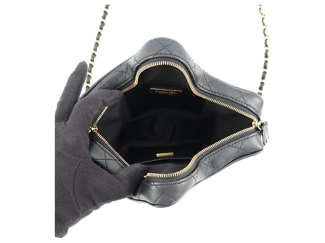 Chanel Matelassé Schultertasche mit Kette - Ansicht 5