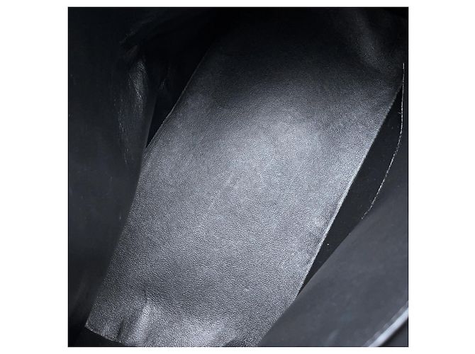 Borsa Tote Chanel in pelle di vitello martellata nera - vista 7
