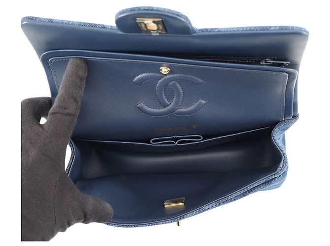 Chanel Denim Schultertasche mit Kette - Ansicht 7