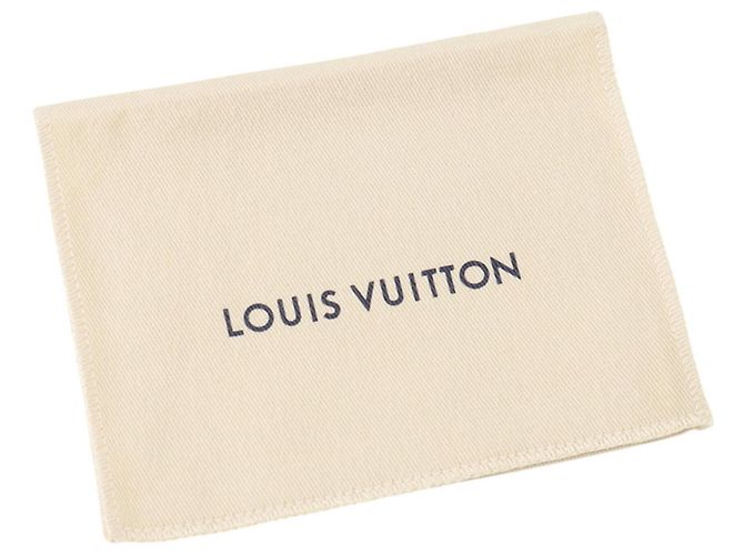 Portafoglio bi-fold Louis Vuitton in Monogram Empreinte - vista 16