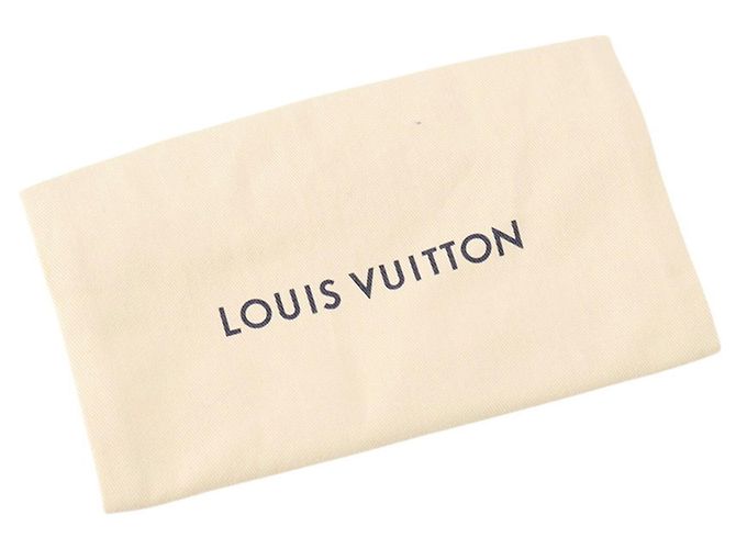 Louis Vuitton Trench Gürtel - Ansicht 13