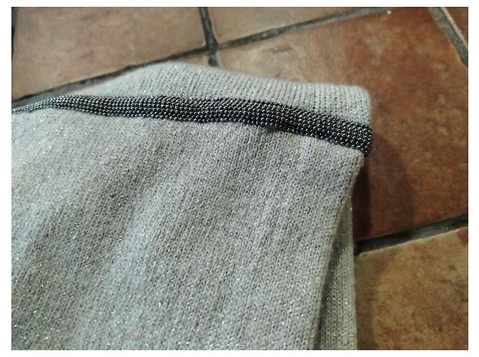 Brunello Cucinelli Grauer Kaschmir-Poncho mit Kapuze - Ansicht 3