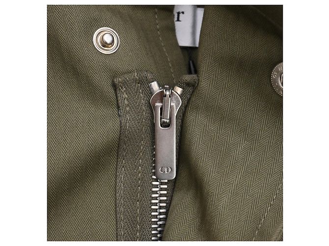 Abrigo capa militar largo con capucha Christian Dior en algodón verde oliva - vista 10