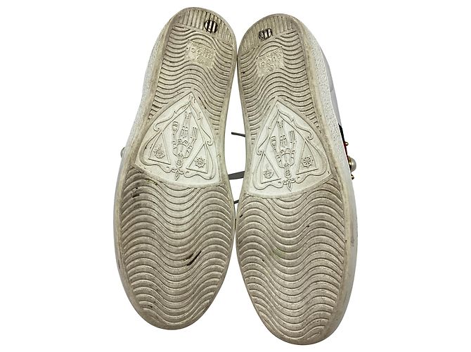 Baskets basses Gucci en cuir blanc - vue 12