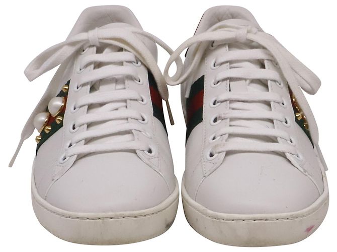 Baskets basses Gucci en cuir blanc - vue 2