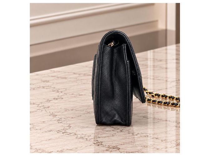 Chanel Wallet on Chain Schwarzes Lammleder Goldfarbene Hardware - Ansicht 4
