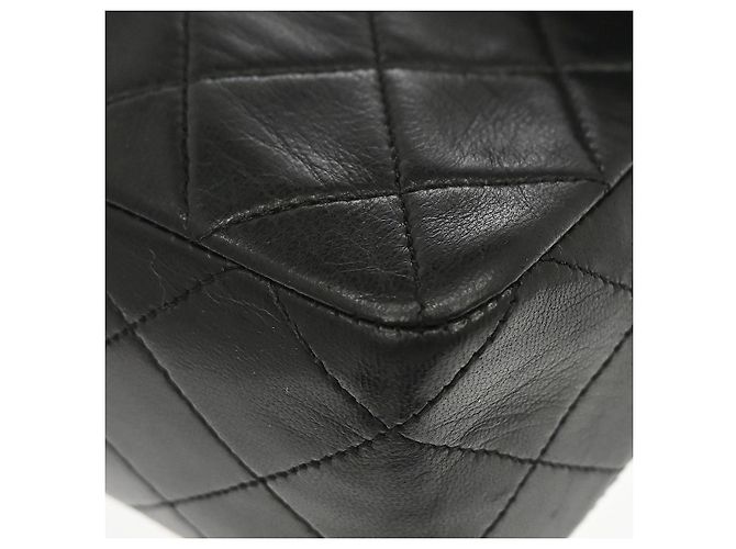 Chanel Vintage Square Classic Flap Quilted Lambskin Small - vue 7