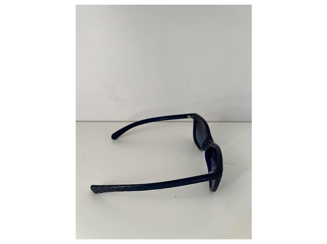 Gafas de sol Chanel de acetato azul con cadena - vista 3