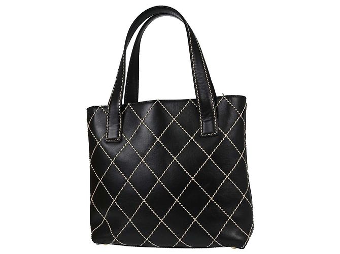 Chanel Surpique Quilted Leather Medium - vista 2