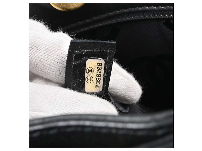Chanel Surpique Quilted Leather Medium - vista 4