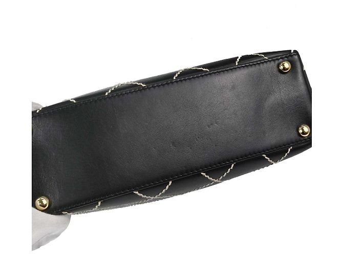 Chanel Surpique Quilted Leather Medium - vista 7