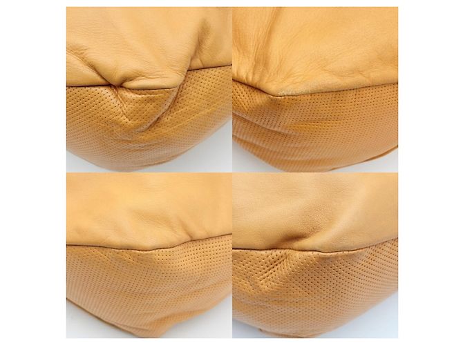 Borsa a tracolla in pelle traforata Anagram Loewe in Camel - vista 12