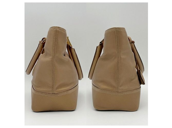 Loewe Gold Leather Tote Bag - view 5