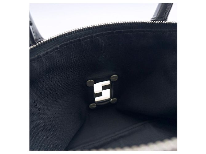 Fendi Shopper-Tasche aus Nylon und Leder - Ansicht 14