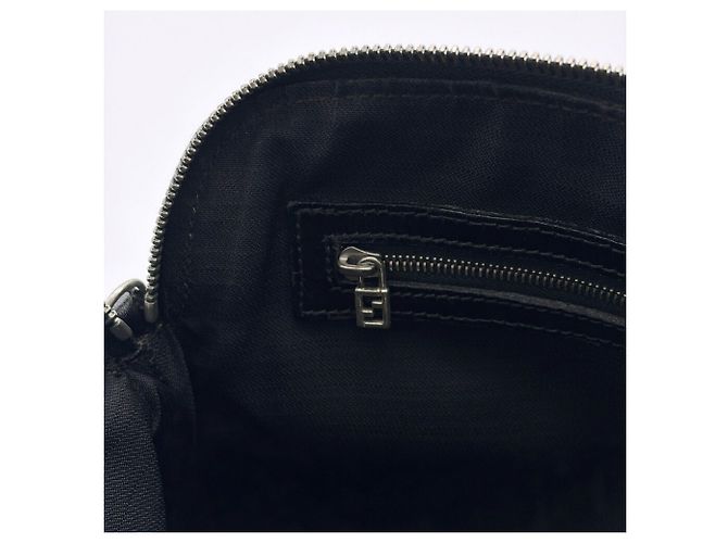 Fendi Shopper-Tasche aus Nylon und Leder - Ansicht 15