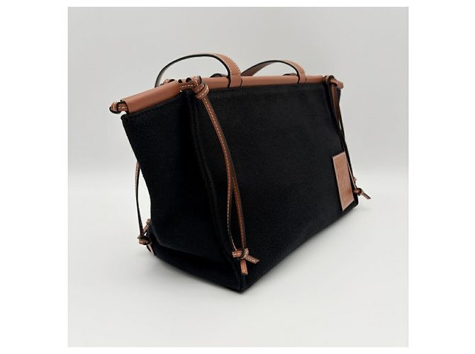 Loewe Shopper aus Canvas und Leder in Schwarz - Ansicht 4