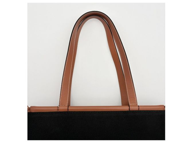 Loewe Shopper aus Canvas und Leder in Schwarz - Ansicht 8