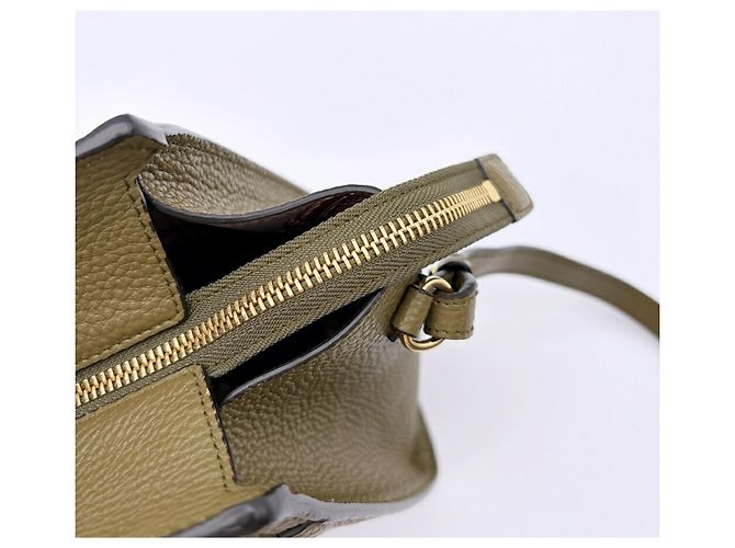 Gancini Salvatore Ferragamo Khaki Shoulder and Tote Bag - view 12