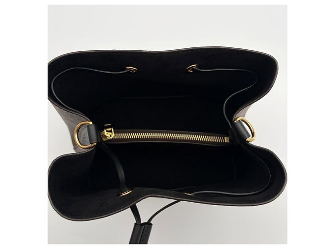 Néonoé Bolso de hombro Louis Vuitton Monogram Noir - vista 16