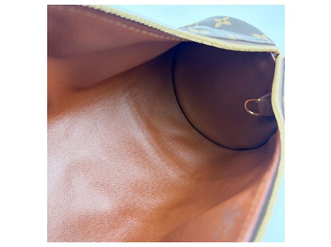 Papillon Louis Vuitton Monogram Boston Tote Bag - view 19
