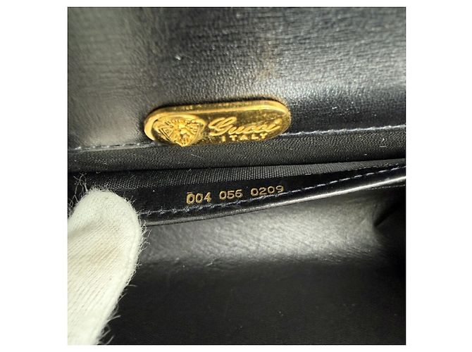 Gucci Schultertasche aus schwarzem Leder - Ansicht 19