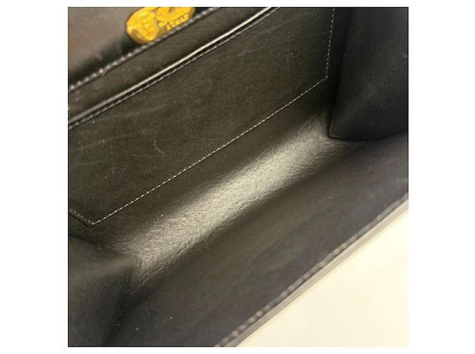 Gucci Schultertasche aus schwarzem Leder - Ansicht 20