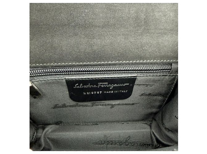 Borsa in camoscio nero Salvatore Ferragamo - vista 19