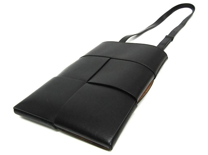 Bottega Veneta Cut Out Maxi Intrecciato Leather - vista 2