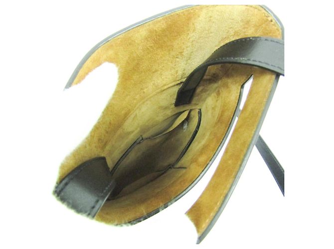 Bottega Veneta Cut Out Maxi Intrecciato Leather - vista 3